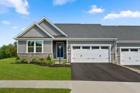 200 Mary Ln, Coraopolis, PA 15108