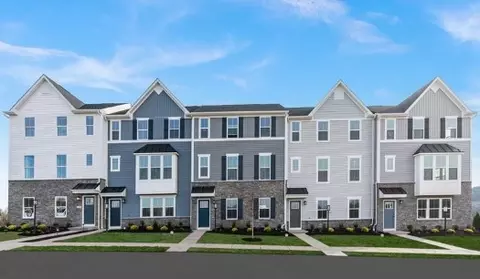 1181 Olivia Dr, Oakdale, PA 15071