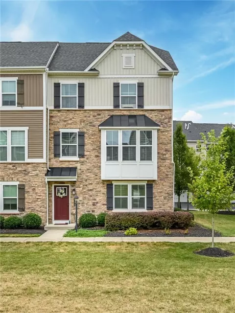 733 Truth Ln, Cranberry Township, PA 16066