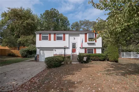 410 Anna Marie Dr, Cranberry Township, PA 16066