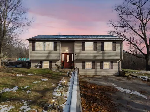 440 Lippencott Run Rd, Waynesburg, PA 15370