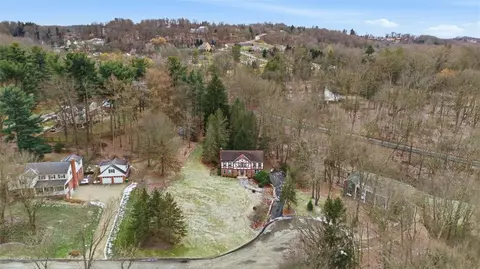 3212 Fox Run Rd, Allison Park, PA 15101