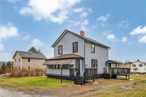 531 5th Ave, Avonmore, PA 15618