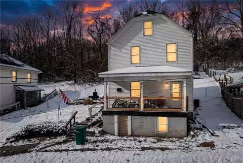 325 E Grant St, Houston, PA 15342