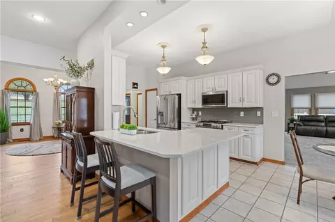 2108 Mickanin, Irwin, PA 15642 photo 8