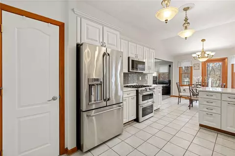 2108 Mickanin, Irwin, PA 15642 photo 10