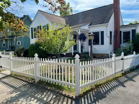 1106 Walnut St, Hollidaysburg, PA 16648