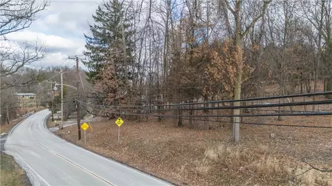 129 Woodhamcamp Meeting, Sewickley, PA 15143