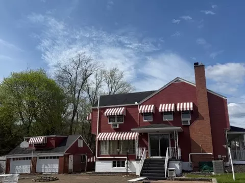 1911 Mclean St, Aliquippa, PA 15001