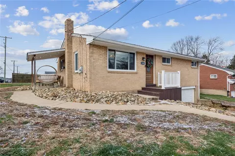 1000 Colfax St, Springdale, PA 15144