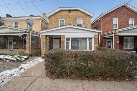 2012 Dellrose St, Pittsburgh, PA 15210
