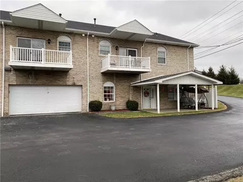 17 Elena Ave, Lower Burrell, PA 15068