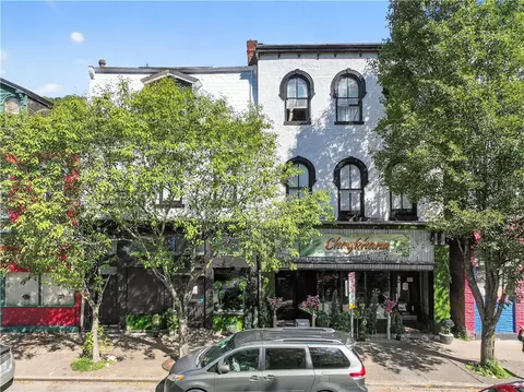 410 S Main St, Wabash, PA 15220