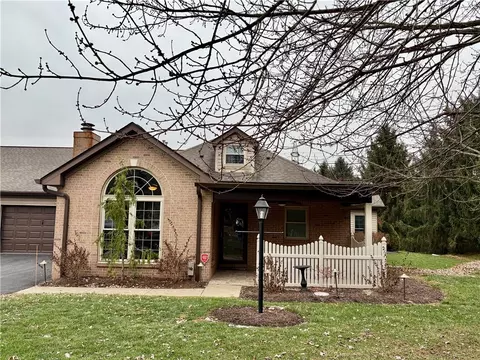 105 Cambridge Ct, Harwick, PA 15049