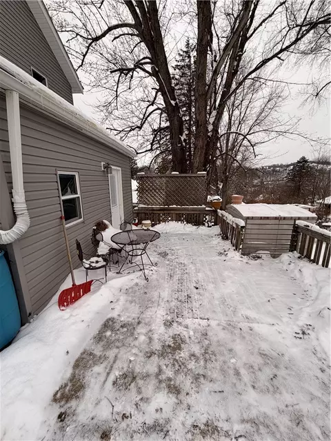 Exterior - 314 S 5th St, Apollo, PA 15613 photo 3 of 5