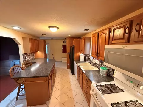 Kitchen - 314 S 5th St, Apollo, PA 15613 photo 2 of 3