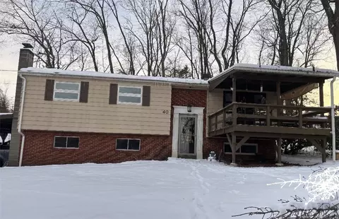 40 Grace St, Imperial, PA 15126