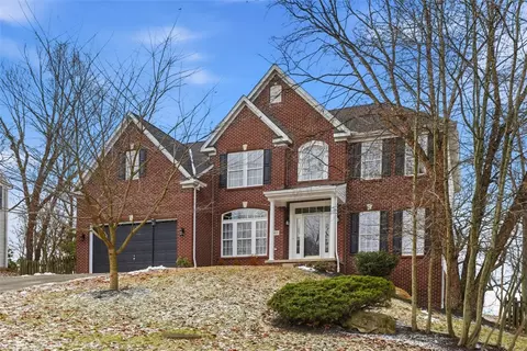 303 Kenney Dr, Sewickley, PA 15143