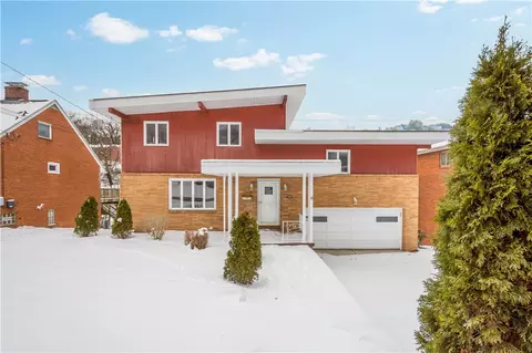 3930 Edge Rd, Pittsburgh, PA 15227