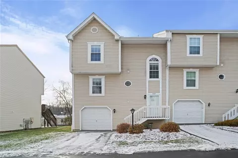 409 Redwood Ct, Pittsburgh, PA 15202