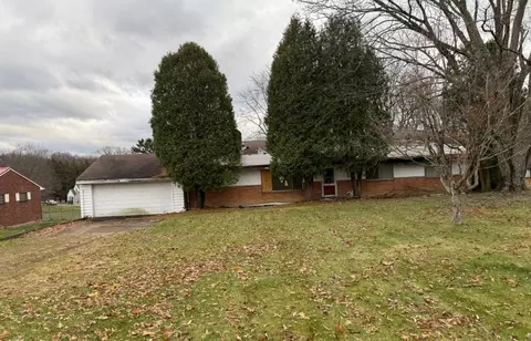 533 Blackhawk Rd, Beaver Falls, PA 15010