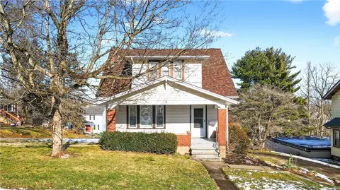 140 4th St, Houston, PA 15342