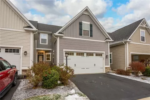 310 Azalea Ct, Canonsburg, PA 15317