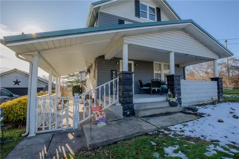 327 N Eighty Eight Rd, Carmichaels, PA 15320