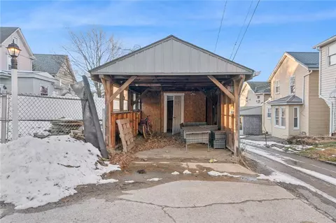 Exterior - 109 E Adams Ave, Vandergrift, PA 15690 photo 5 of 7