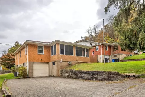 405 Antonelli Dr, Elizabeth, PA 15037