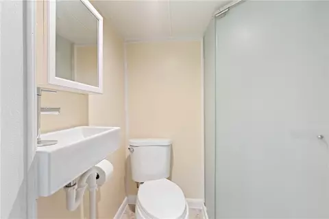 Bath - 321 2nd St, Freeport, PA 16229 photo 1 of 1