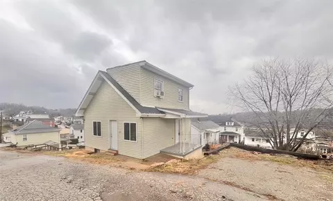 616 Conrad Ave, Charleroi, PA 15022