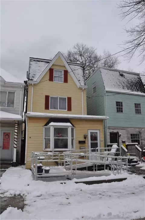 544 5th Ave, New Kensington, PA 15068