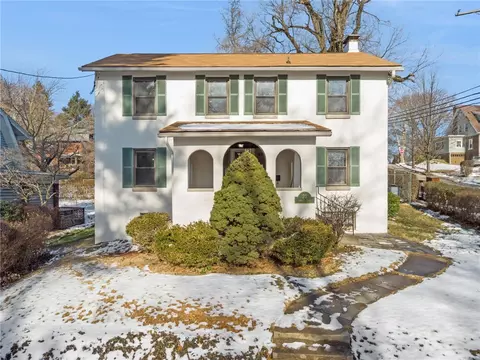 25 Jonquil Pl, Pittsburgh, PA 15228