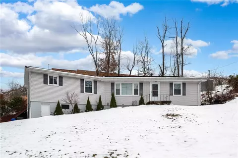 112 Elise Dr, Butler, PA 16001