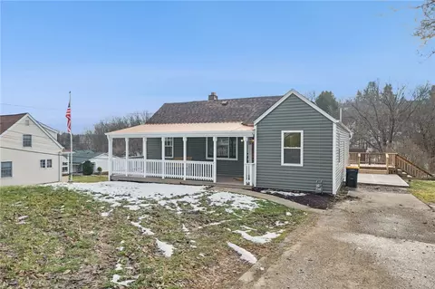 733 Fellsburg Rd, Belle Vernon, PA 15012