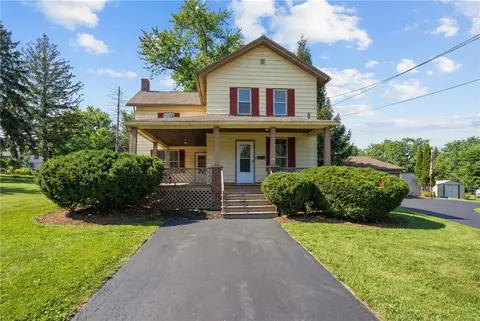 441 N Pitt St, Mercer, PA 16137
