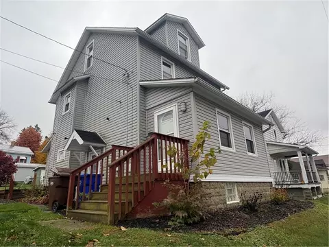 36 Leet Ave, Greenville, PA 16125