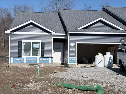 3079 Audrey Dr, Greensburg, PA 15601