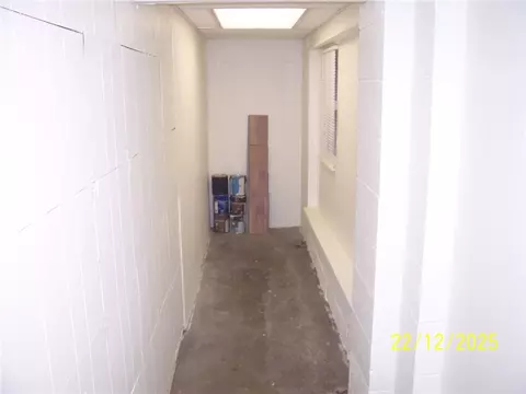 Entry Way - 49 E 4th Ave, Latrobe, PA 15650 photo 1 of 1