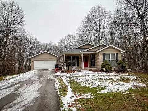 122 Helga Dr, West Sunbury, PA 16061