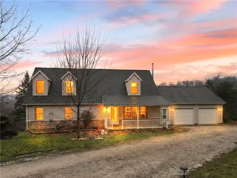 229 Balls Rd, Waynesburg, PA 15370