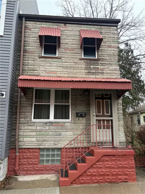 1622 Harpster St, Pittsburgh, PA 15212