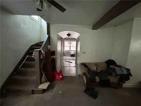 Entry Way - 357 Ohio Ave, Clairton, PA 15025 photo 1 of 3