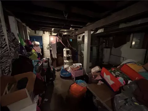 Entry Way - 357 Ohio Ave, Clairton, PA 15025 photo 3 of 3