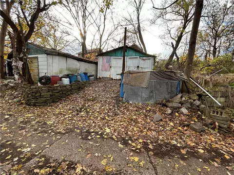 Exterior - 357 Ohio Ave, Clairton, PA 15025 photo 3 of 9
