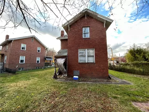 Exterior - 357 Ohio Ave, Clairton, PA 15025 photo 7 of 9
