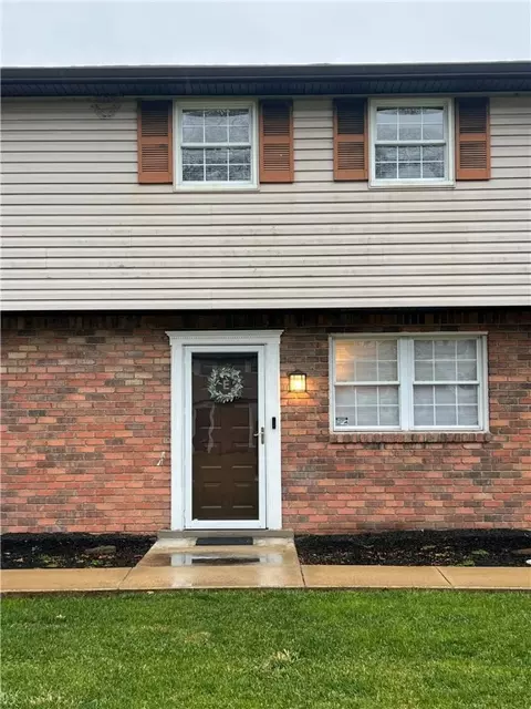 380 Northgate Dr #E, Apollo, PA 15613