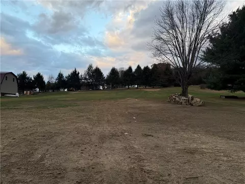 813 Edmon Rd, Apollo, PA 15613