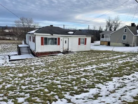 316-318 Bute Rd, Uniontown, PA 15401